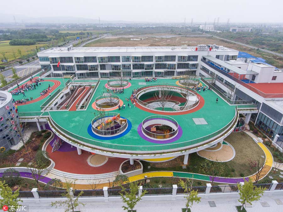 Kindergarten builds rooftop sports tracks