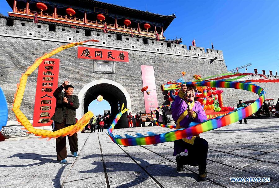 Temple fairs held across China to mark Spring Festival