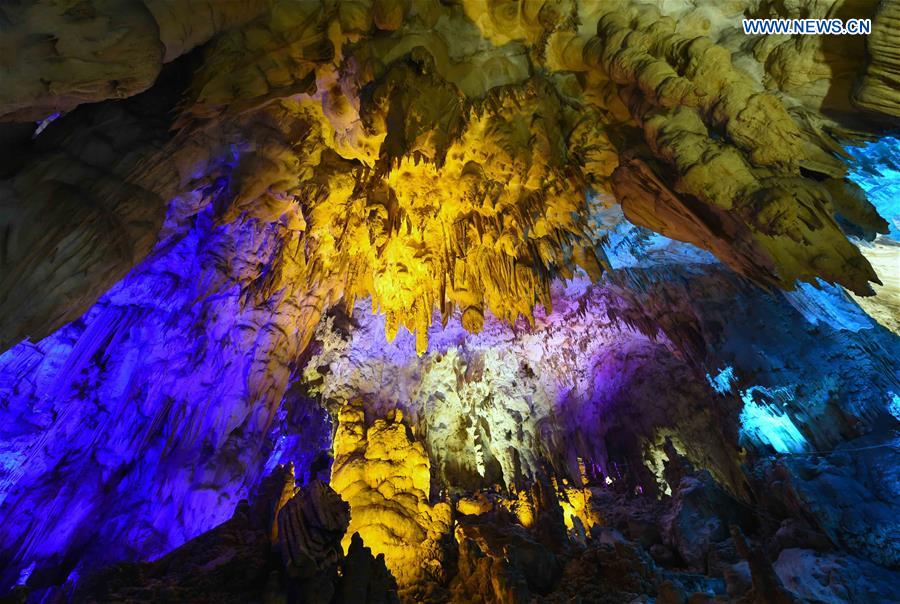 Karst cave in SW China to open to tourists