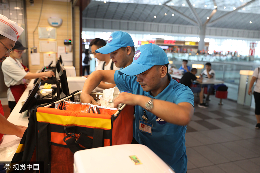 Take-out food now available on bullet trains