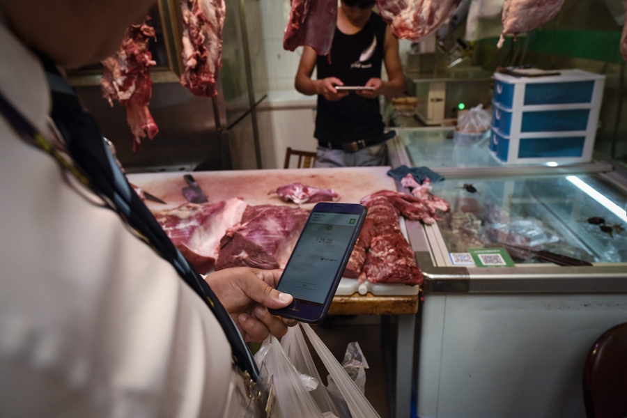 Cashless trend takes hold in China