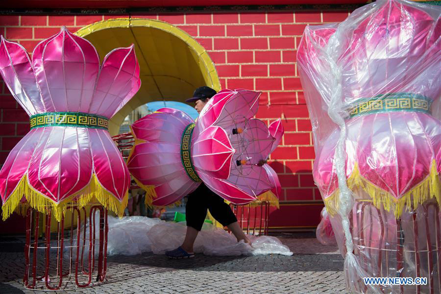 Macao decorated to greet upcoming Mid-Autumn Festival