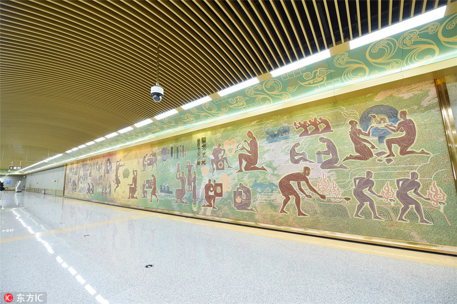 Beautiful designs grace Chengdu metro stations