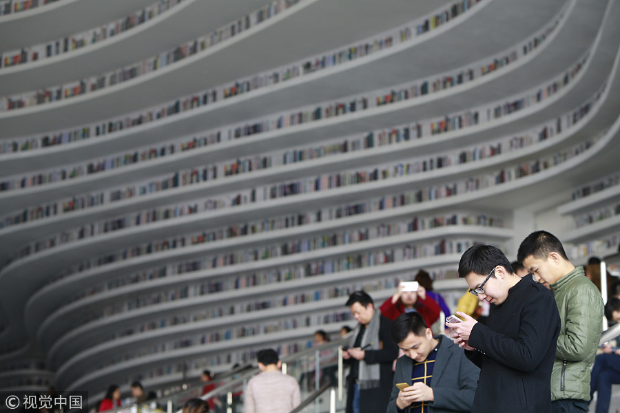 Futurist library draws readers, and also visitors