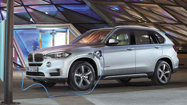 The new BMW X5 xDrive 40e plug-in hybrid