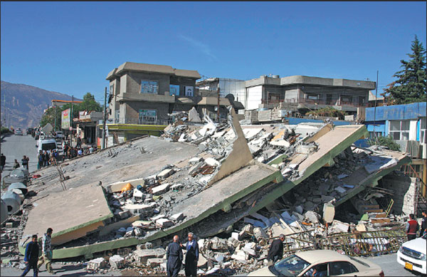 Xi offers condolences to Iran, Iraq over quake