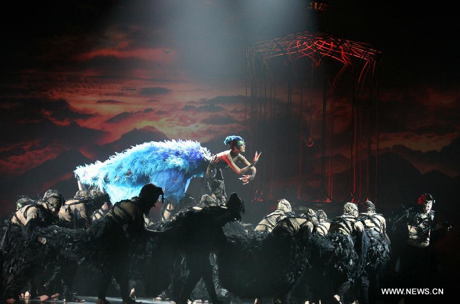 Yang Liping performs in her final dance drama 'The Peacock'