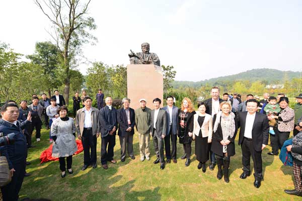 Anhui park celebrates public art