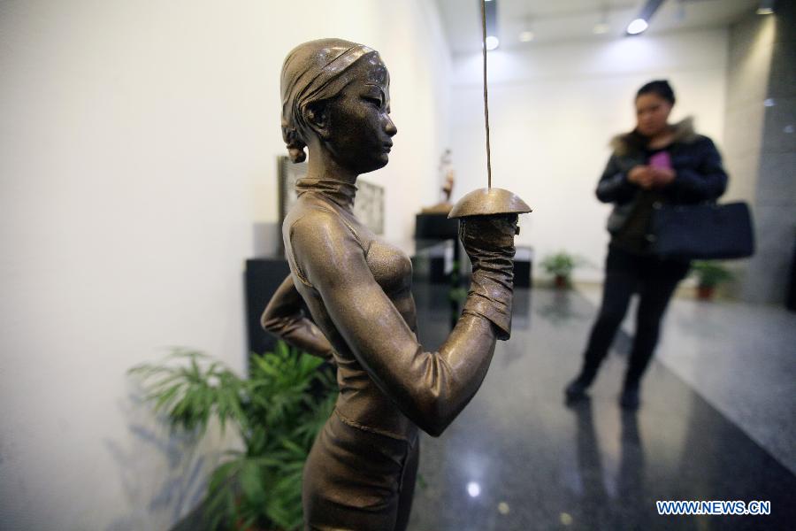 Award-winning sports sculptures displayed in Nanjing