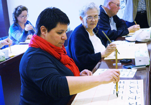 Foreigners enlightened by Chinese calligraphy