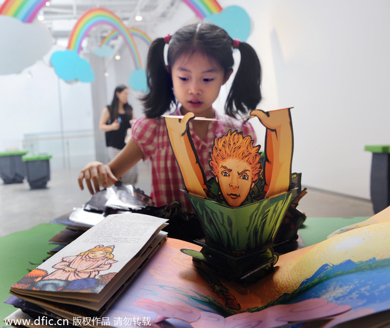 Pop-up books on show in Shanghai