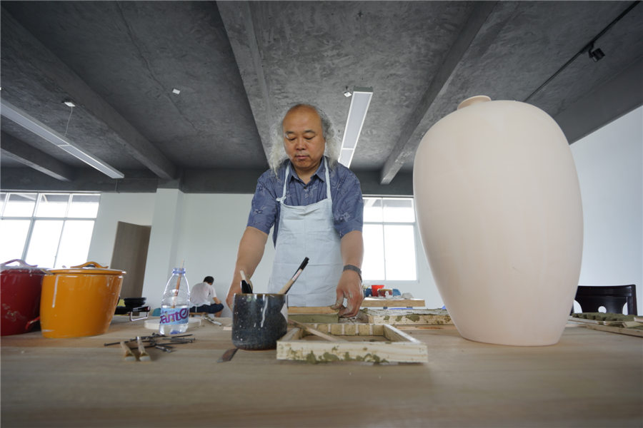 Artists create amazing works using traditional ceramics