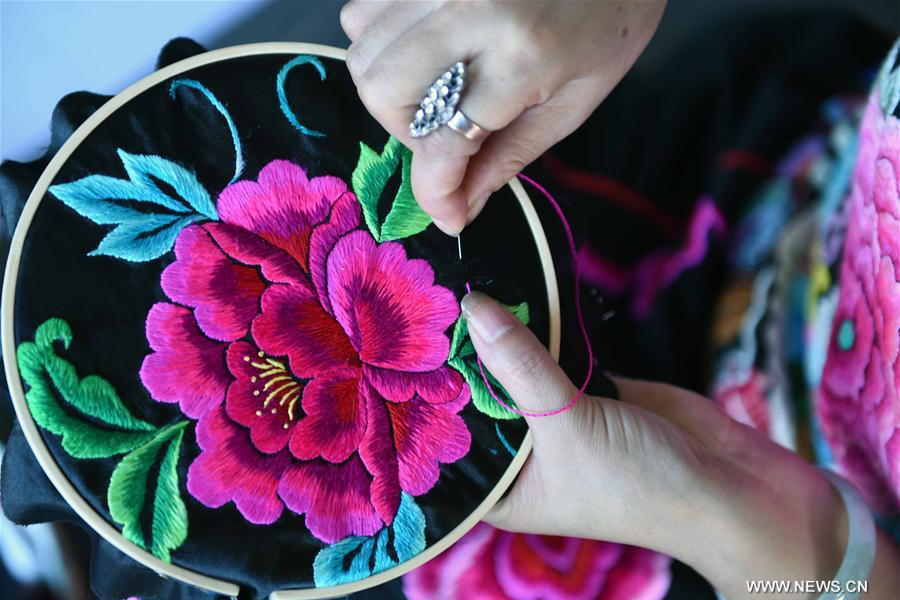 Embroidery in Yi ethnic style