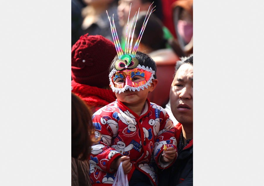 From temple fair to a carnival