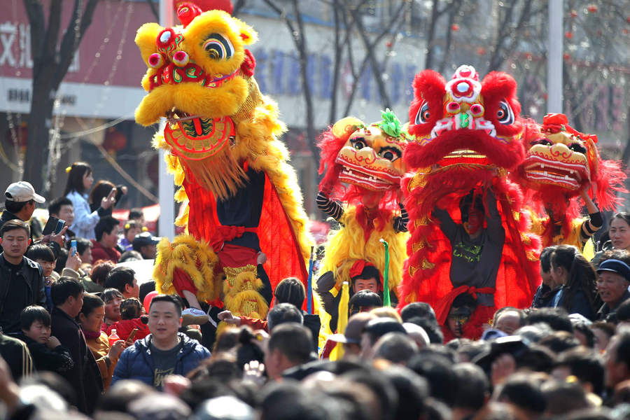 From temple fair to a carnival