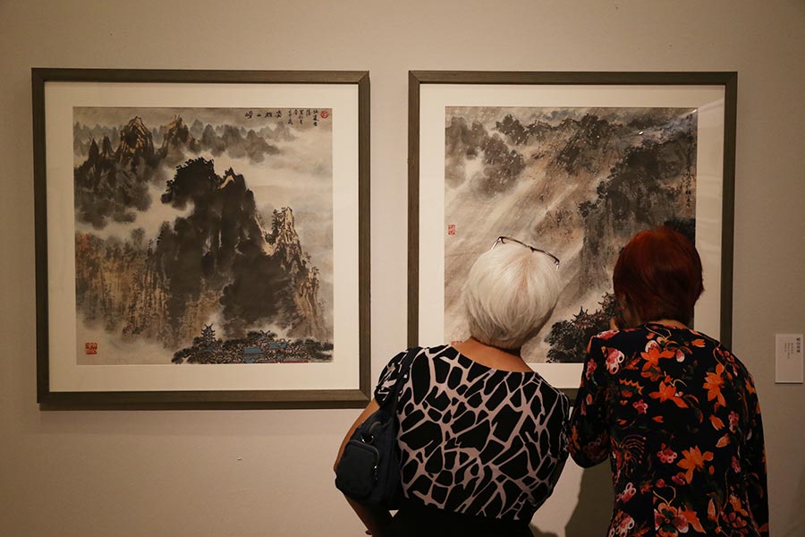 Wu Linsheng's paintings showcased at National Art Museum