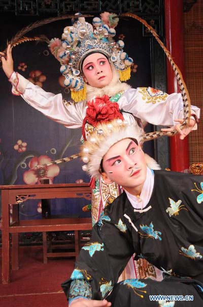 Artists perform Meilin Opera in Taining county, Fujian province