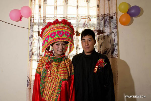 Traditional Lisu wedding held in Sichuan