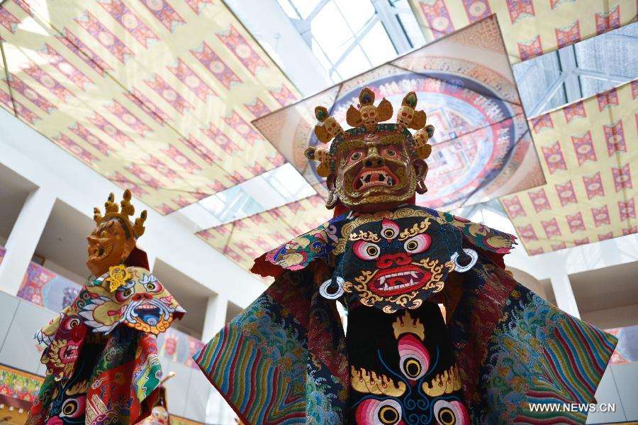 Tangka Art Exposition opens in Lhasa