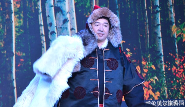 Mongolian ethnic costume show in Hulunbuir