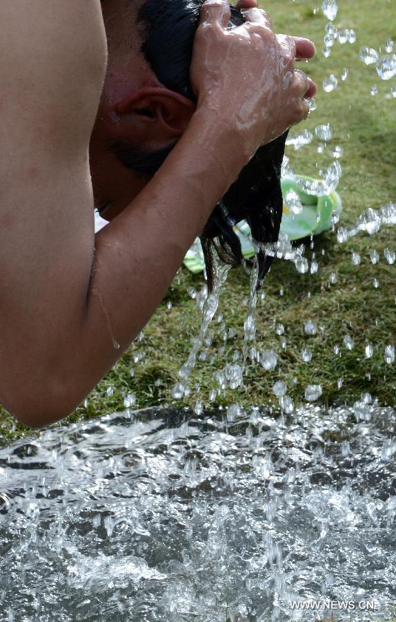 Bathing Festival marked in Tibet