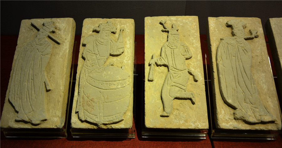 Ancient musical instruments on display in Hangzhou