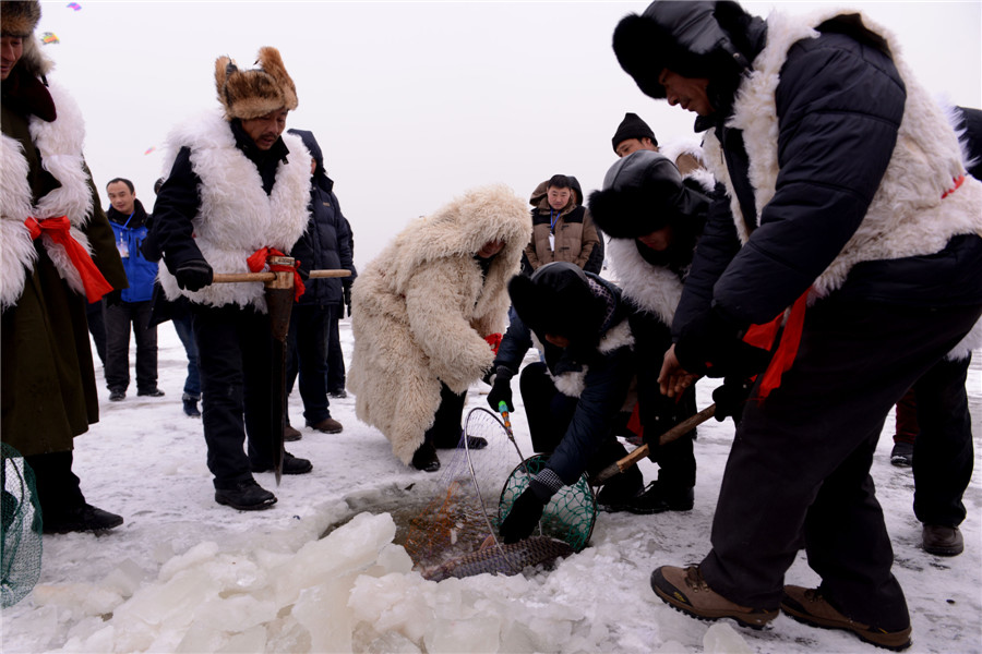 Winter fishing festival kicks off in NE China