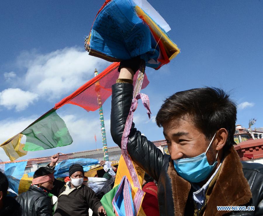 Tibetan New Year prepared in Lhasa