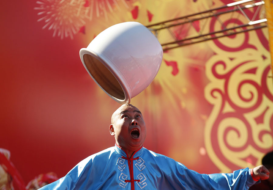 8-day temple fair at Ditan Park in Beijing