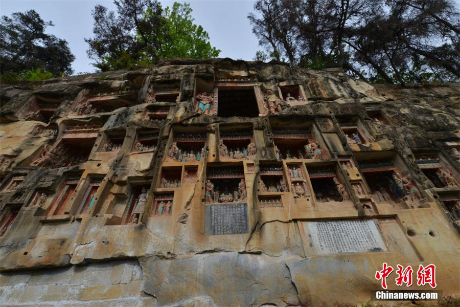 Marvelous thousand-yr-old cliff Buddha statues in SW China