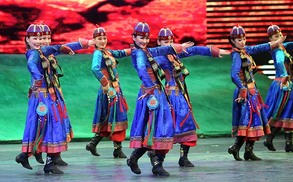 Inner Mongolia comes alive through decades-old troupe