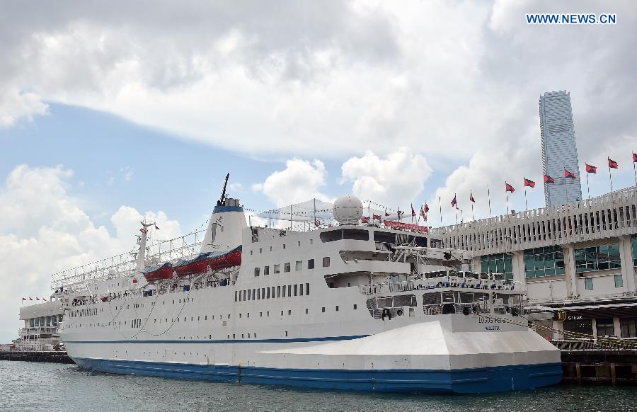 Floating book fair pays 2nd visit to Hong Kong