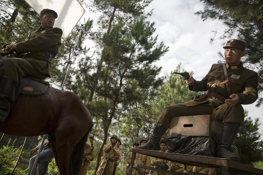 Behind the scenes of a Chinese war drama