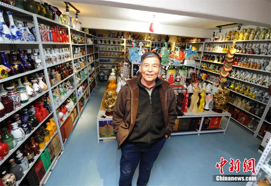 Man collects 10,000 drinking vessels in NE China