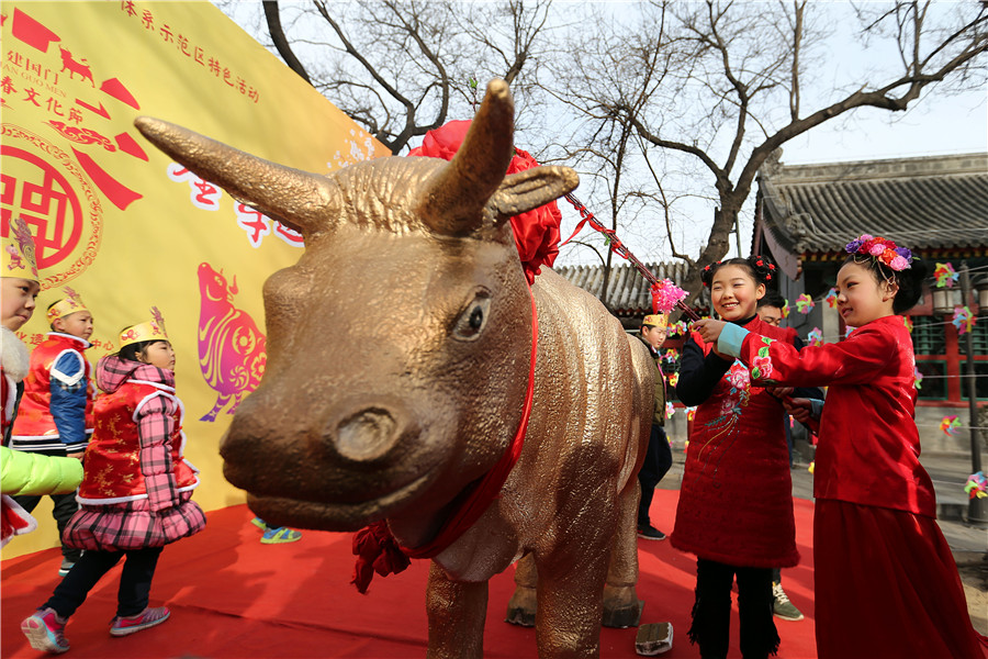 Folk activities celebrate Start of Spring in Beijing