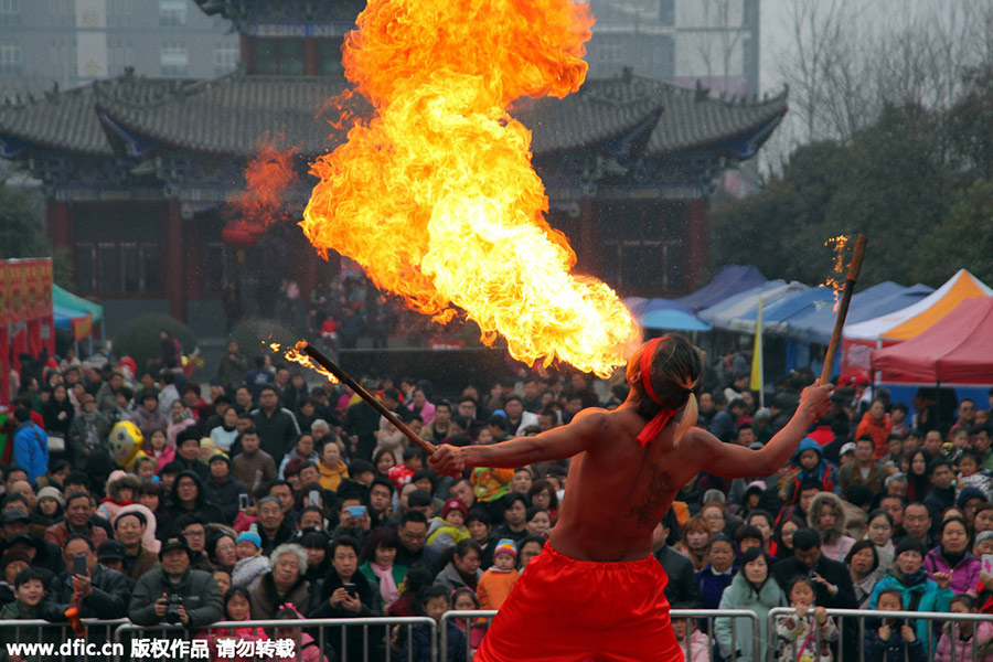 All you need to know about China's Spring Festival temple fairs