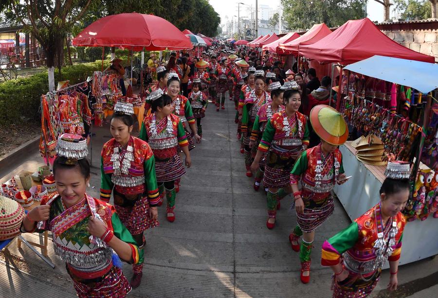 Huayao Dai ethnic people celebrate 'Huajie' festival