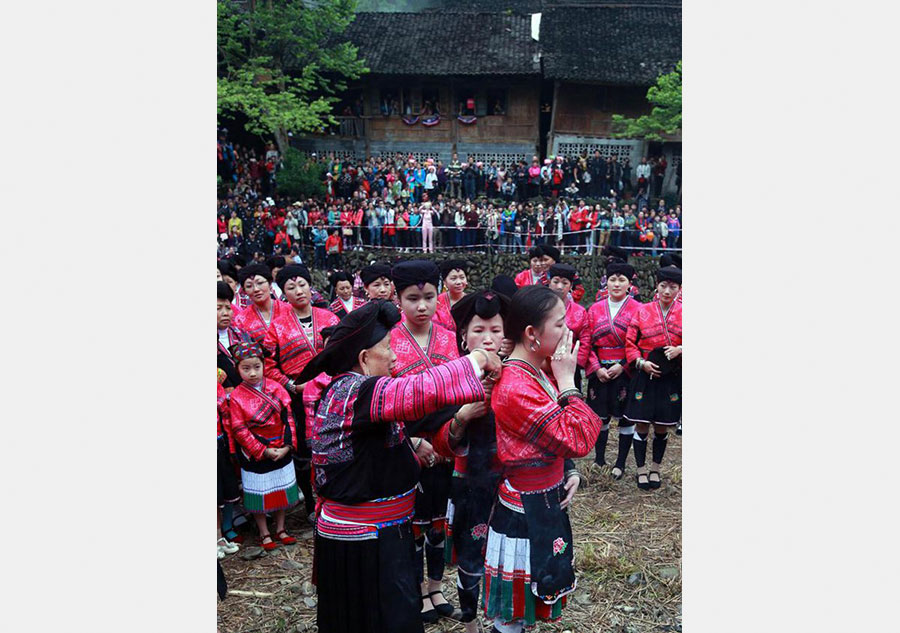 Yao women celebrate Long Hair Festival