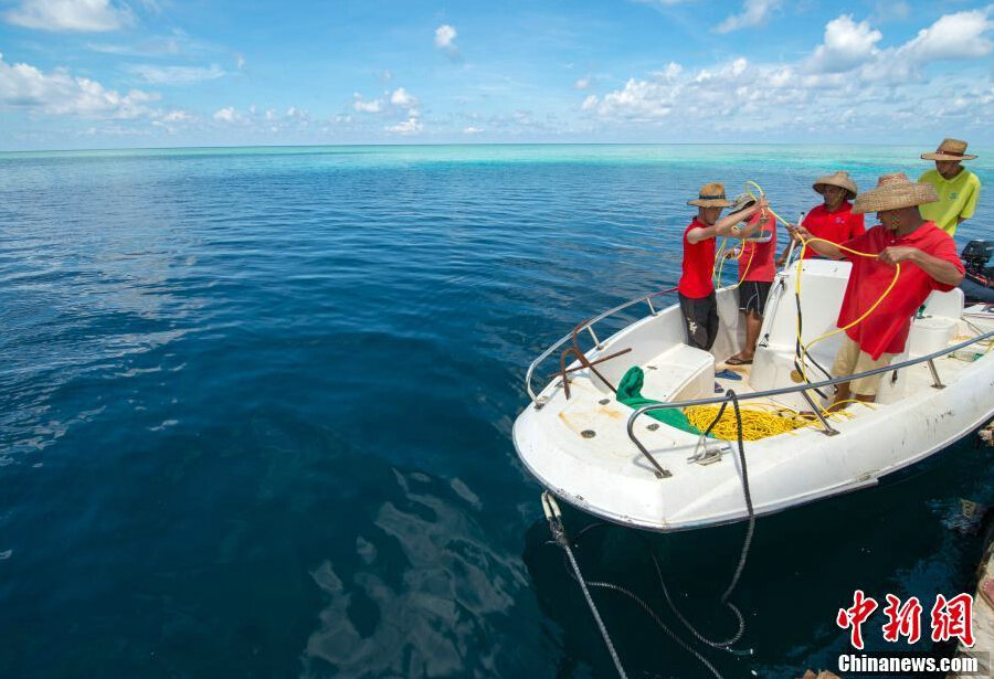 World biggest ocean blue hole named Sansha Yongle