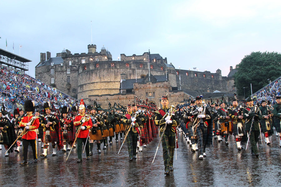 Chinese artists attend the 2016 Edinburgh Festival