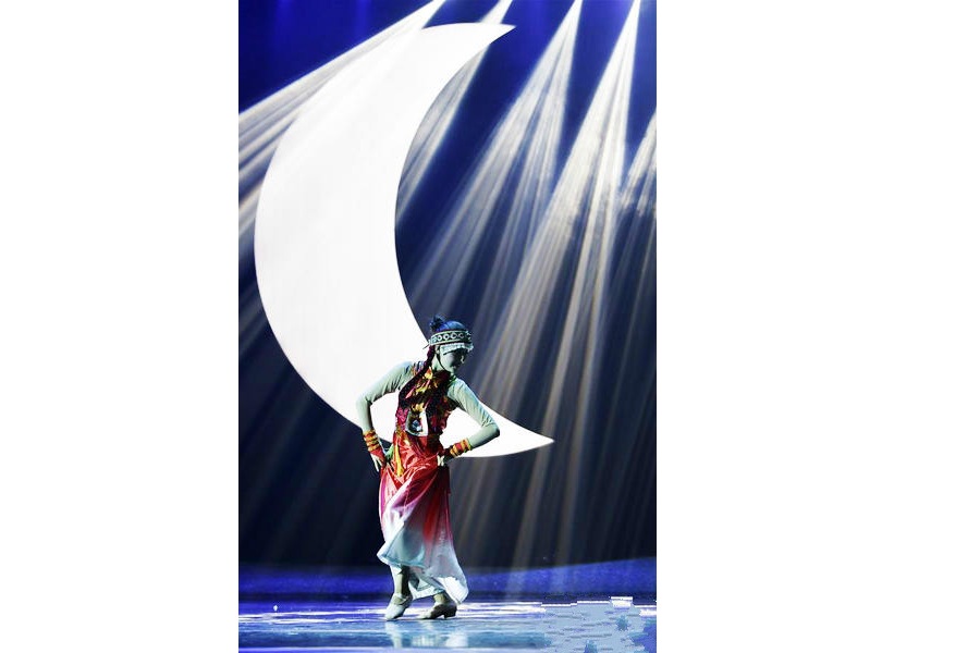 Dance drama features Yugur people in Beijing