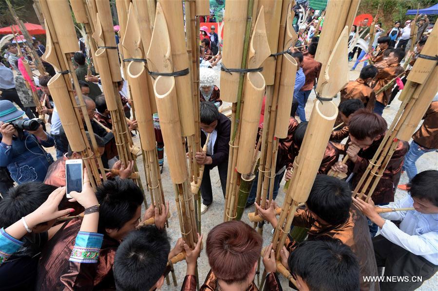 Traditional sticky rice festival held in Guizhou