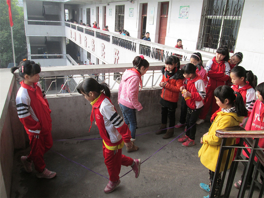 Photo reveals the world through children's eyes