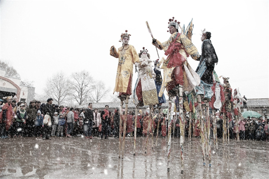 Photography Biennale of Tianshui reveals culture along Silk Road