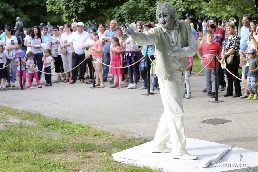 7th Int'l Festival of Living Statues marked in Bucharest