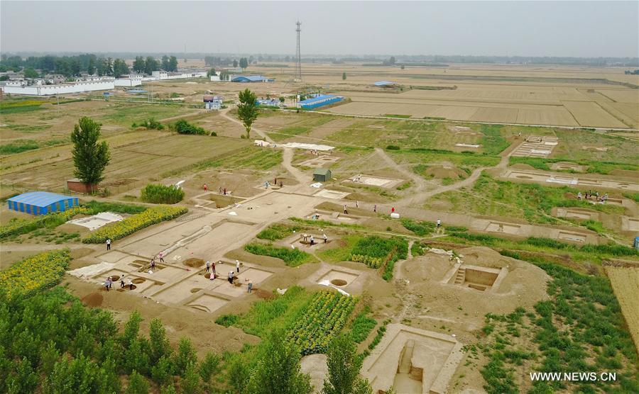 Ancient tombs excavated in N China