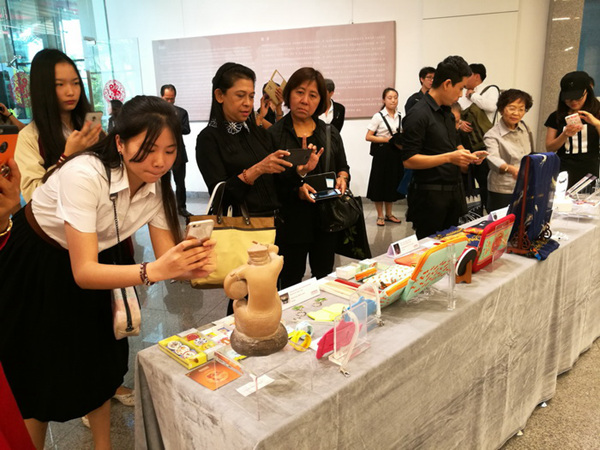 Chinese culture and creativity highlighted at exhibition in Thailand