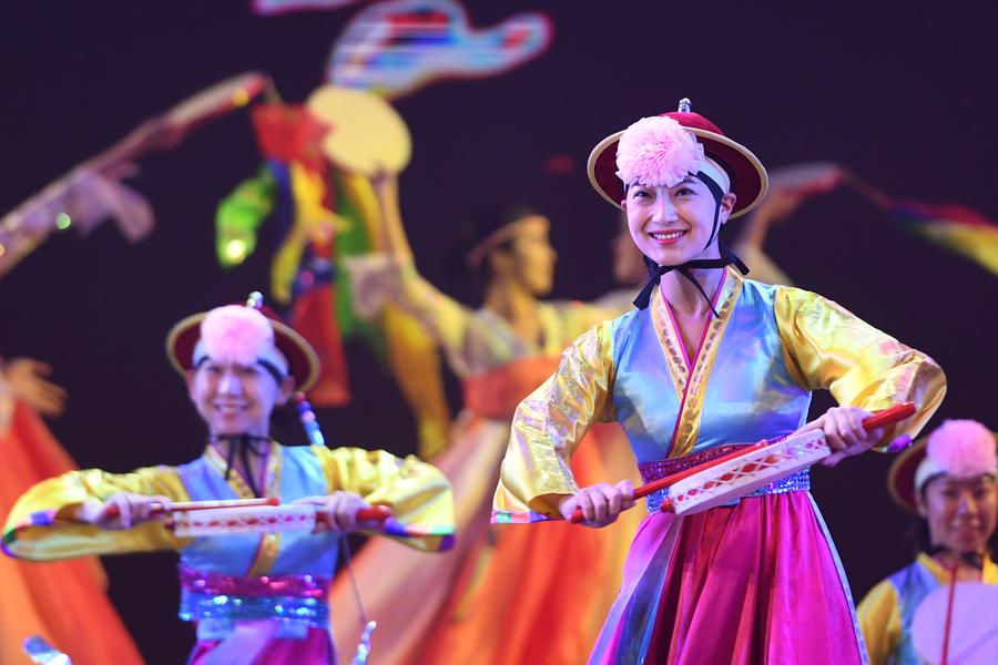 Gala show held to mark Yanbian Korean autonomous prefecture's founding