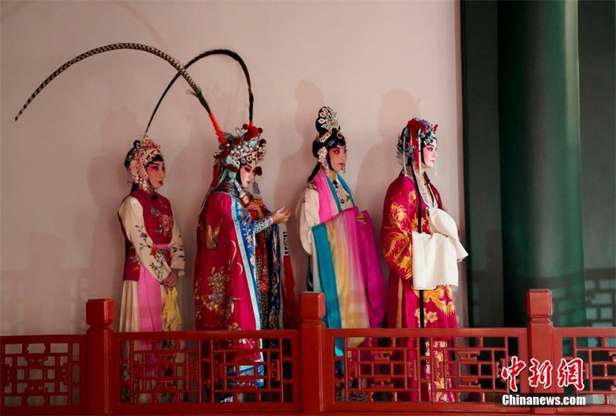 Opera house in Forbidden City reopens after renovation