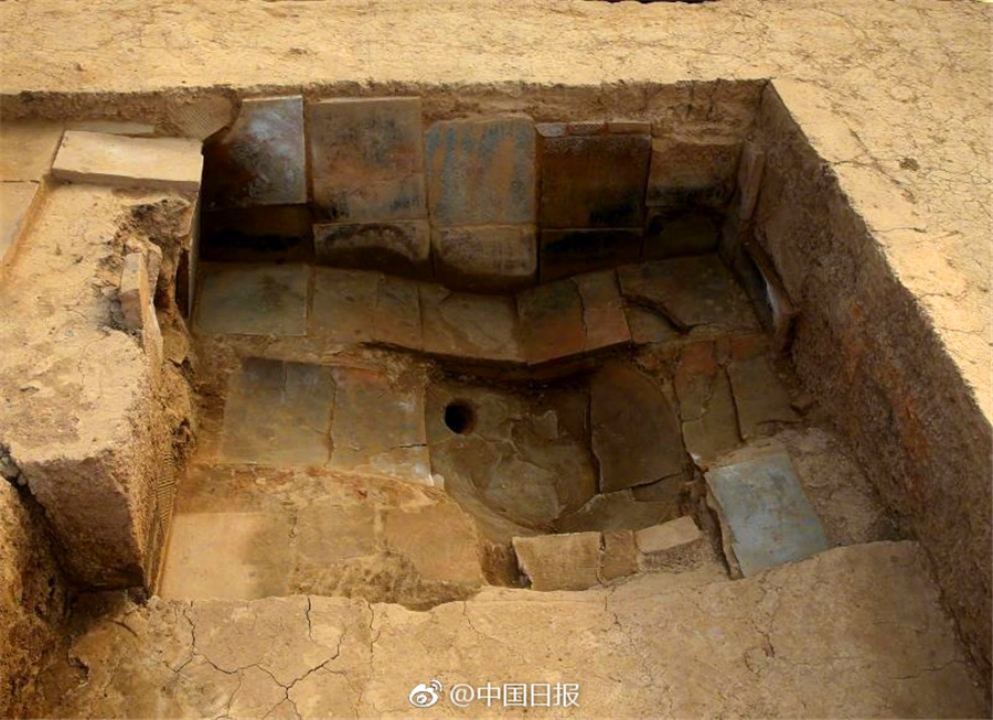 Ruins of ancient luxury baths found in NW China